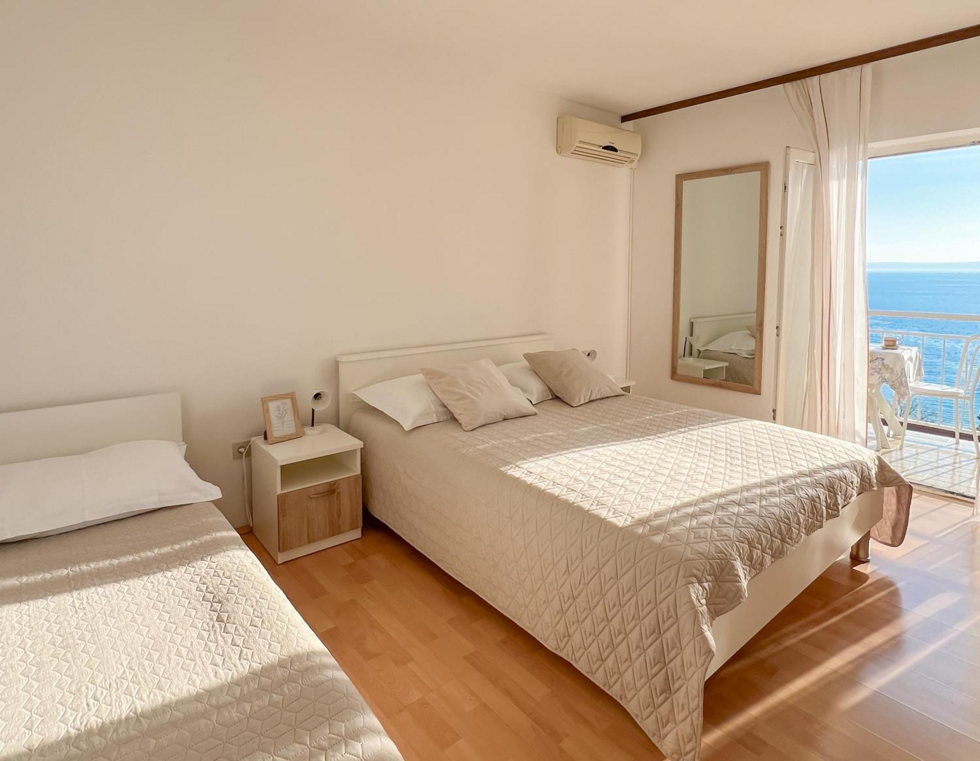 Seaside Apartments And Rooms Baška Voda Dış mekan fotoğraf